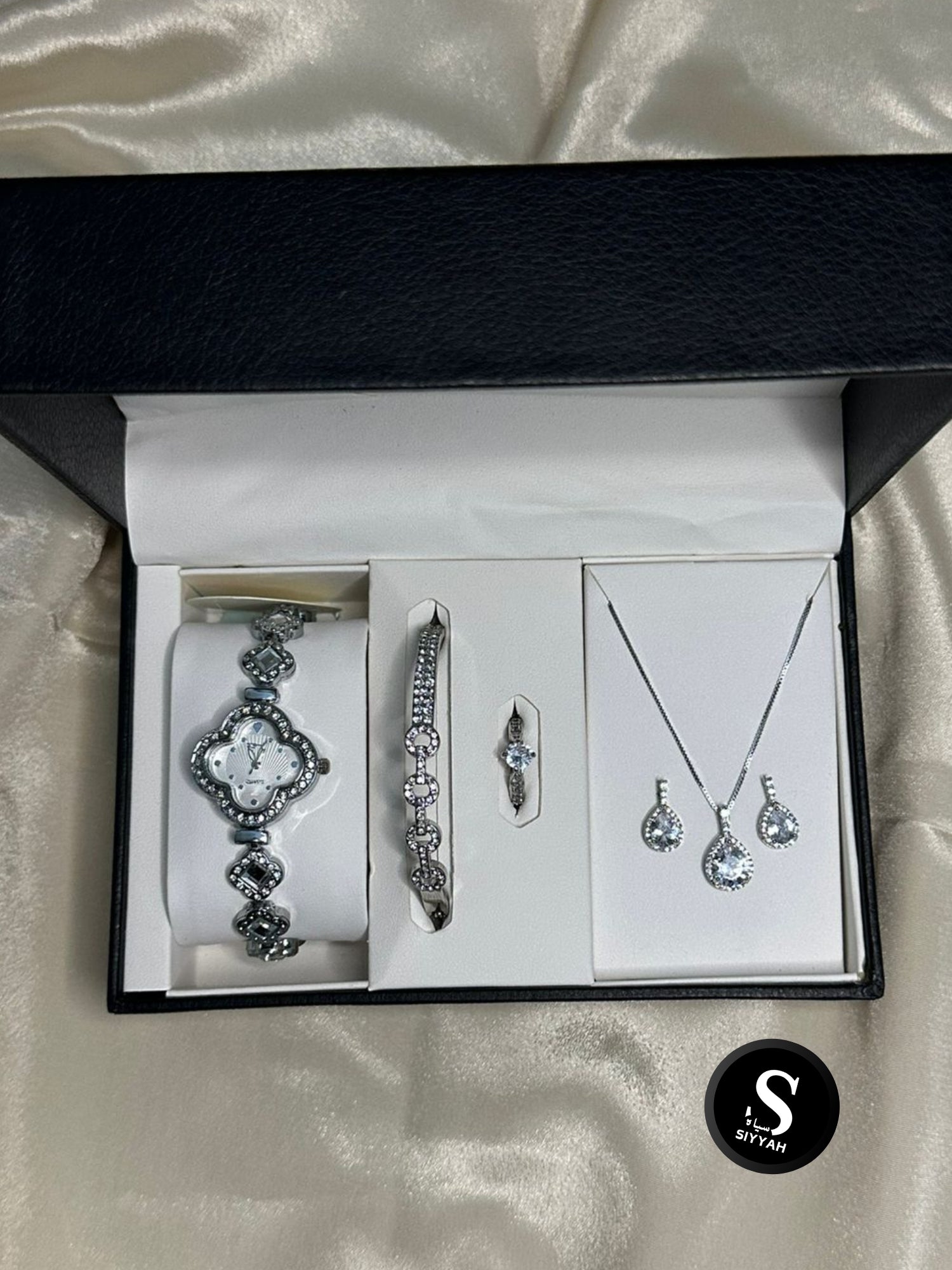 Set of 5  Luxury Watch, Beautiful Ring Necklace Earrings and Bracelet for Girls