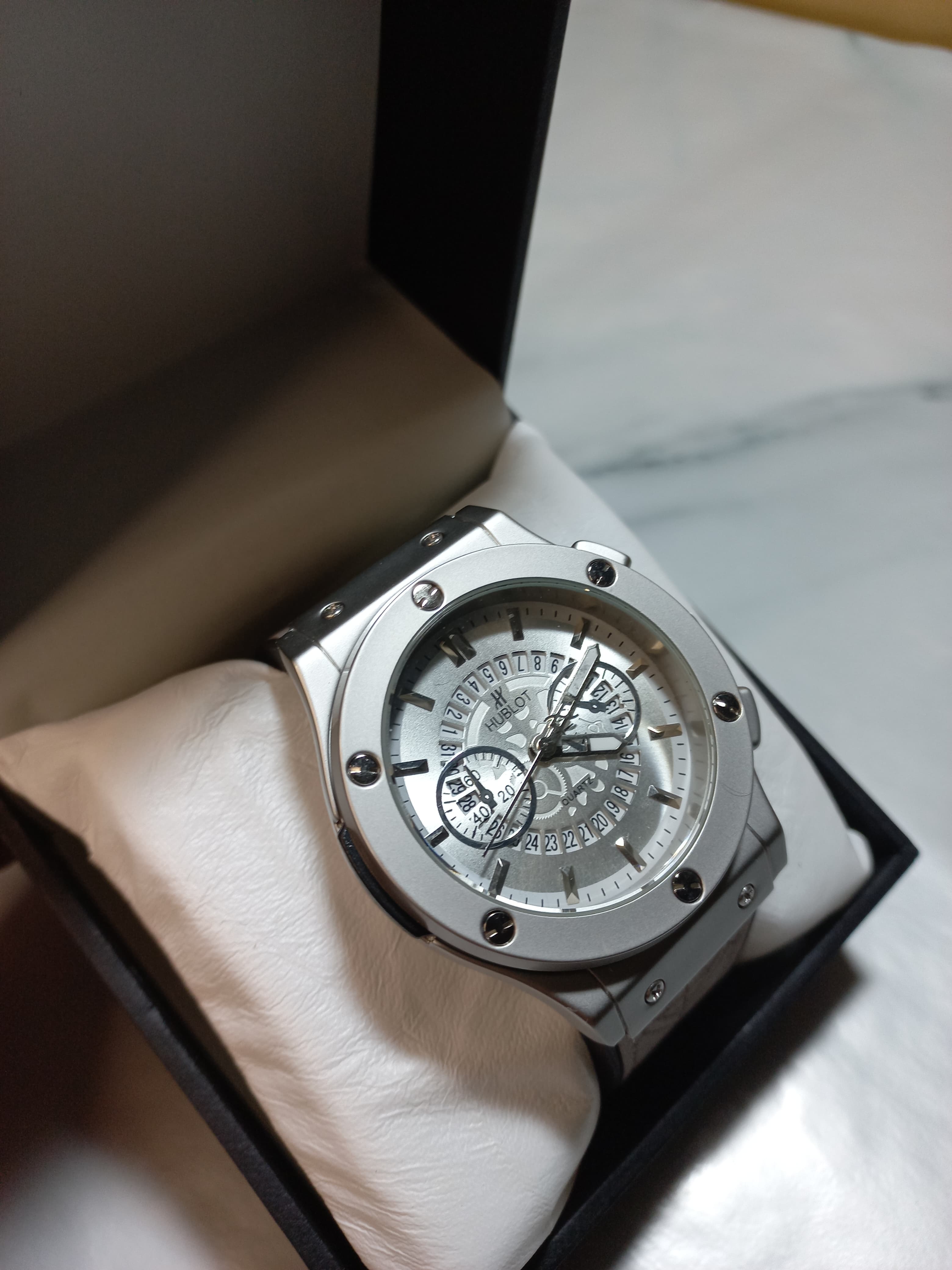 Hublot Geneve Classic Fusion Stainless Steel Quartz Watch