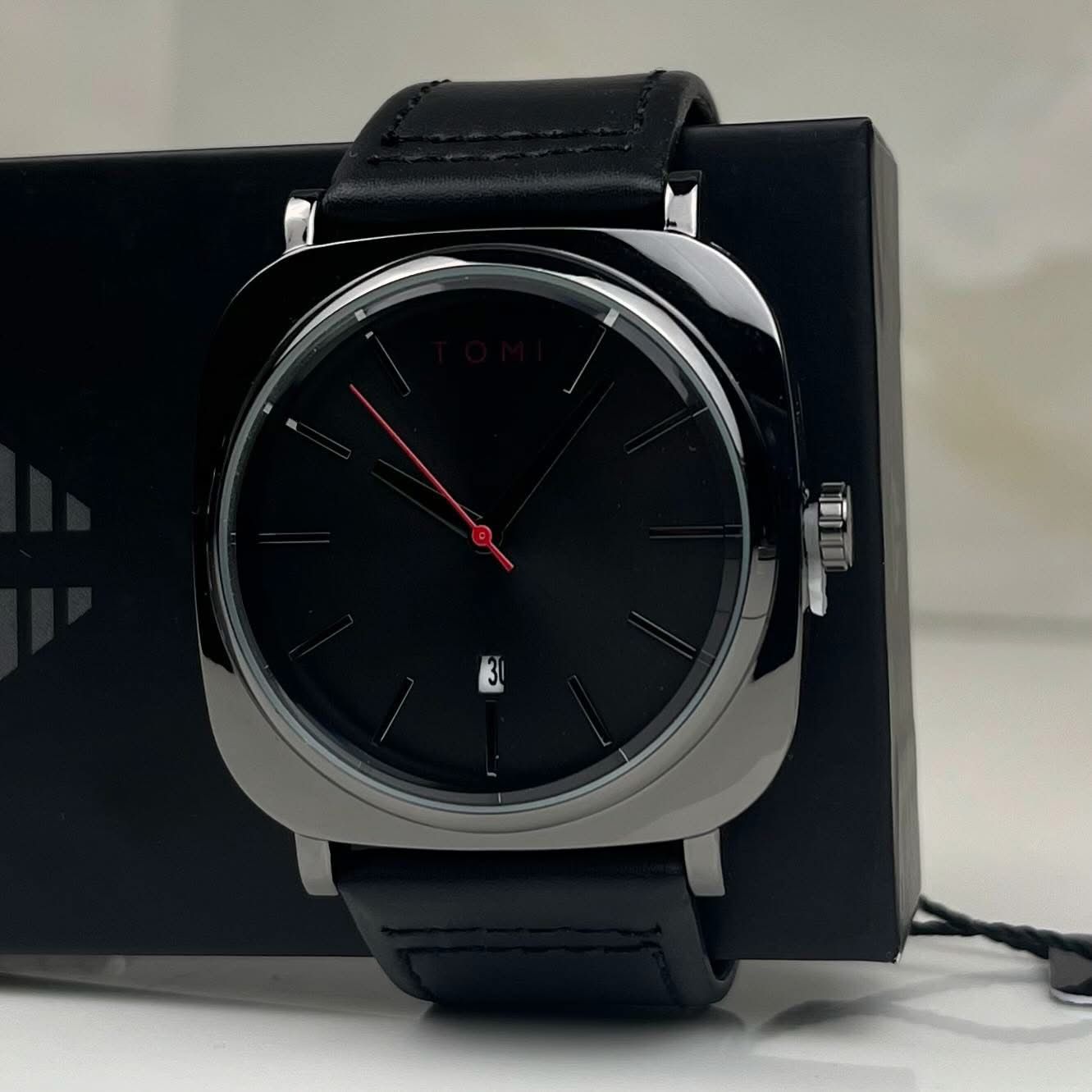 TOMI Midnight Noir – Minimalist Black Dial Men's Watch