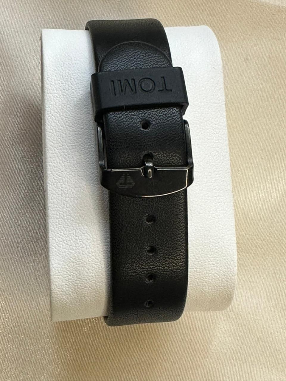 TOMI Shadow Minimal – All-Black Modern Unisex Watch - Siyyah